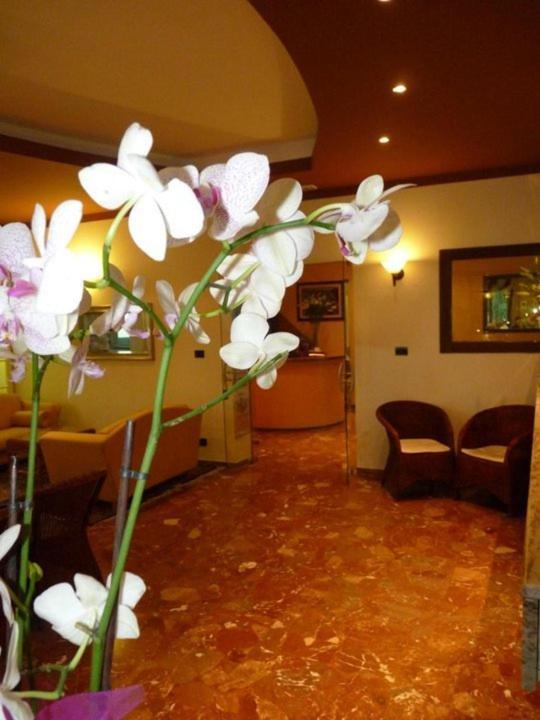 Hotel Gambrinus Lido di Jesolo Eksteriør billede