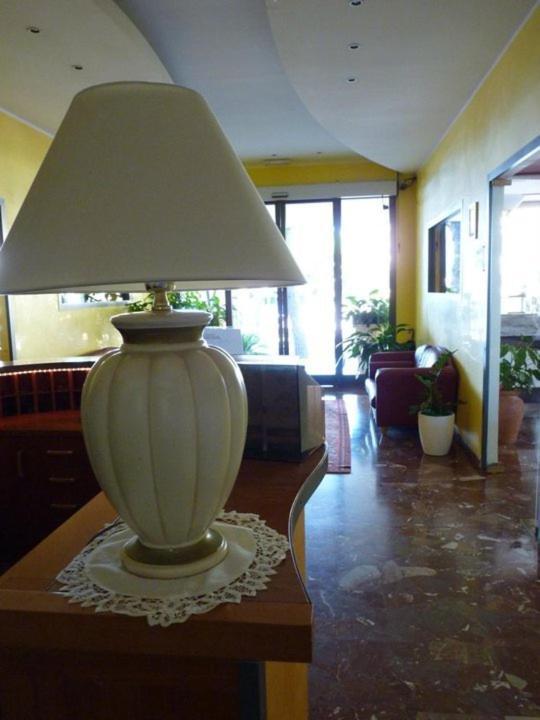 Hotel Gambrinus Lido di Jesolo Eksteriør billede
