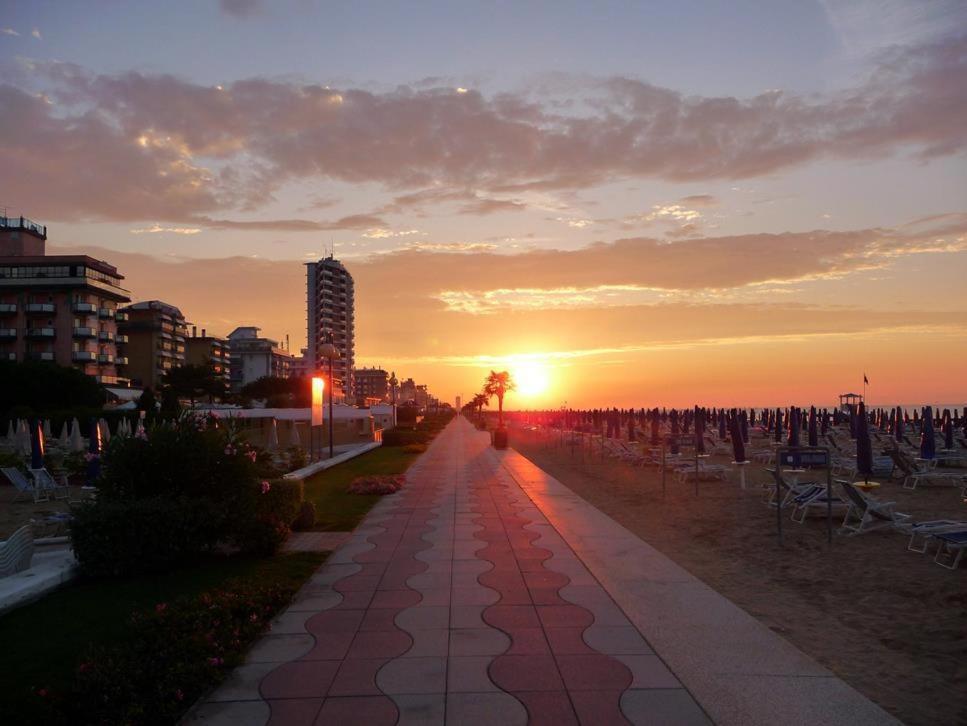 Hotel Gambrinus Lido di Jesolo Eksteriør billede