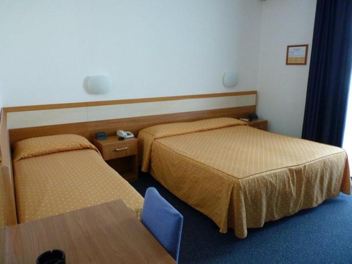 Hotel Gambrinus Lido di Jesolo Eksteriør billede