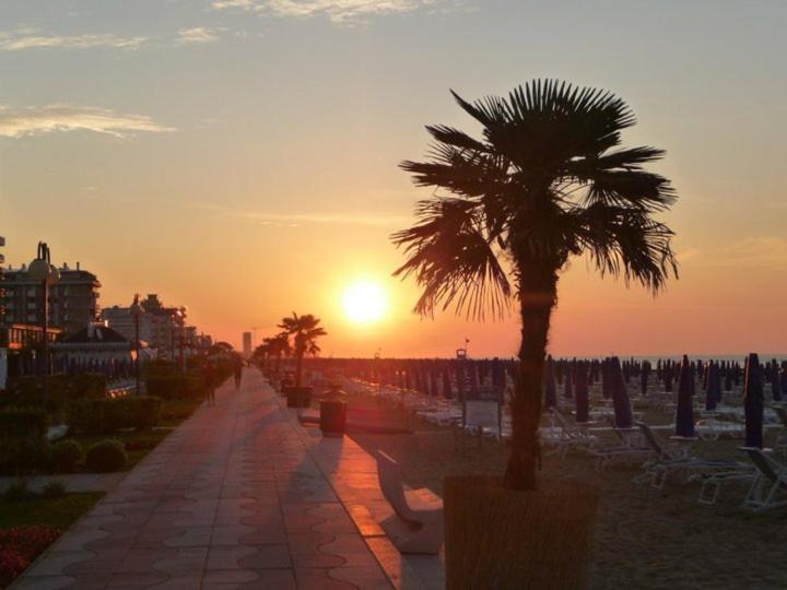 Hotel Gambrinus Lido di Jesolo Eksteriør billede